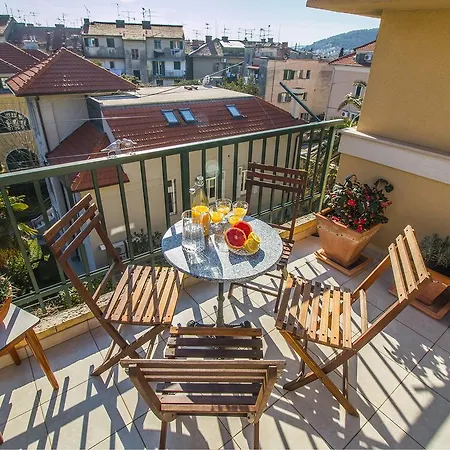 Apartmán Loft 31 *